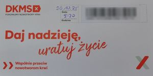 Opakowanie koperty służącej do zapakowania patyczków po pobraniu wymazu.
